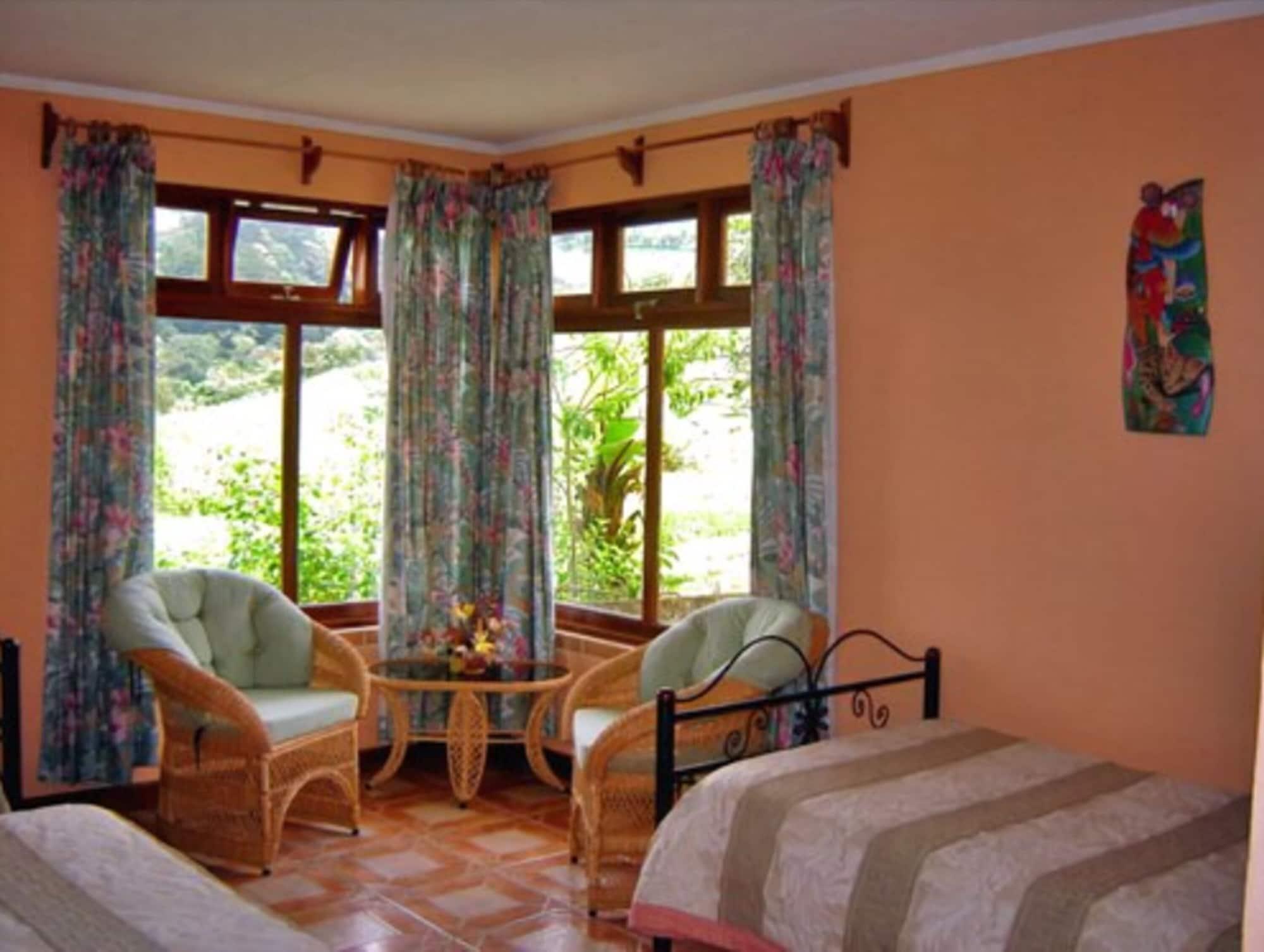 Guayabo Lodge Santa Cruz  エクステリア 写真