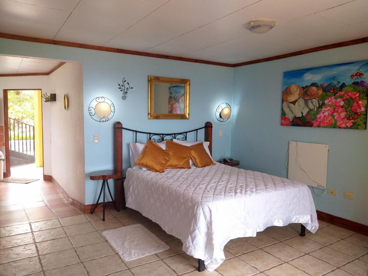 Guayabo Lodge Santa Cruz  エクステリア 写真