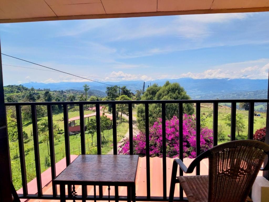 Guayabo Lodge Santa Cruz  エクステリア 写真