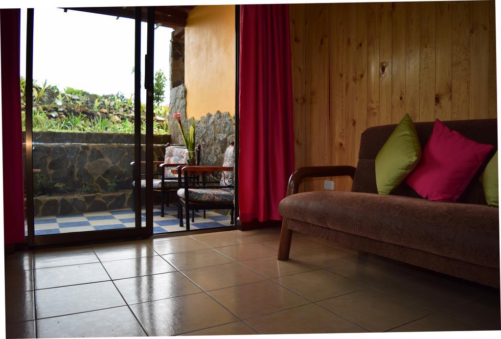 Guayabo Lodge Santa Cruz  エクステリア 写真