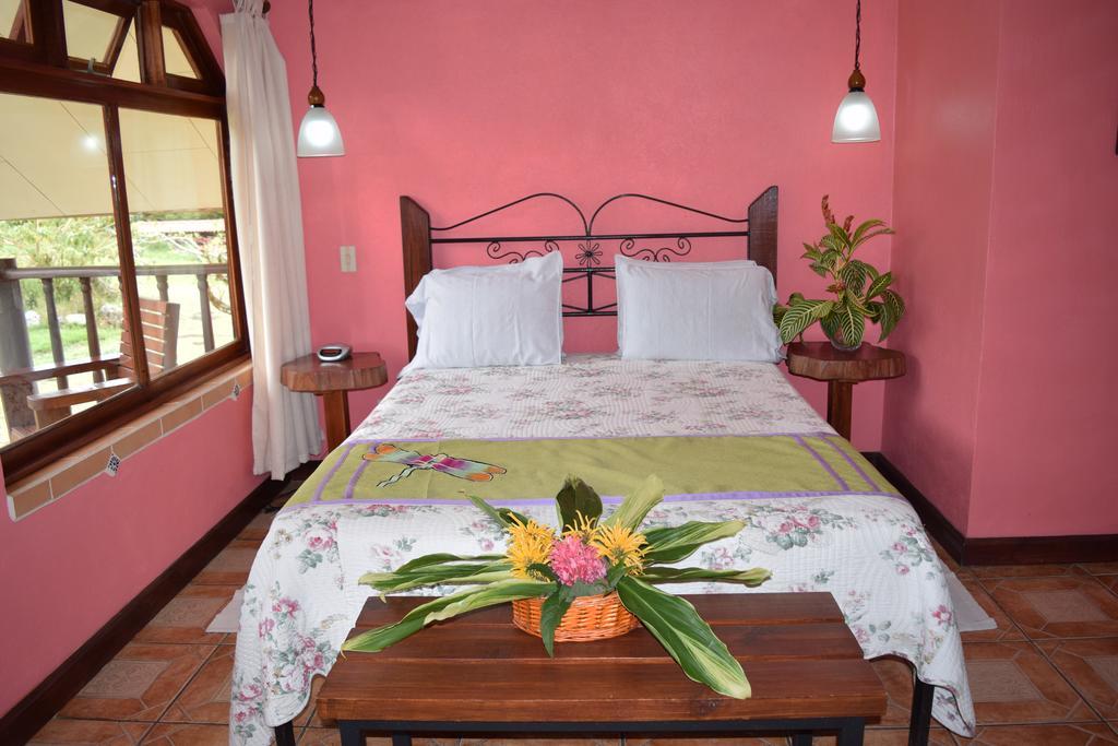 Guayabo Lodge Santa Cruz  エクステリア 写真
